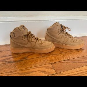 Nike Air Force 1 High LV8